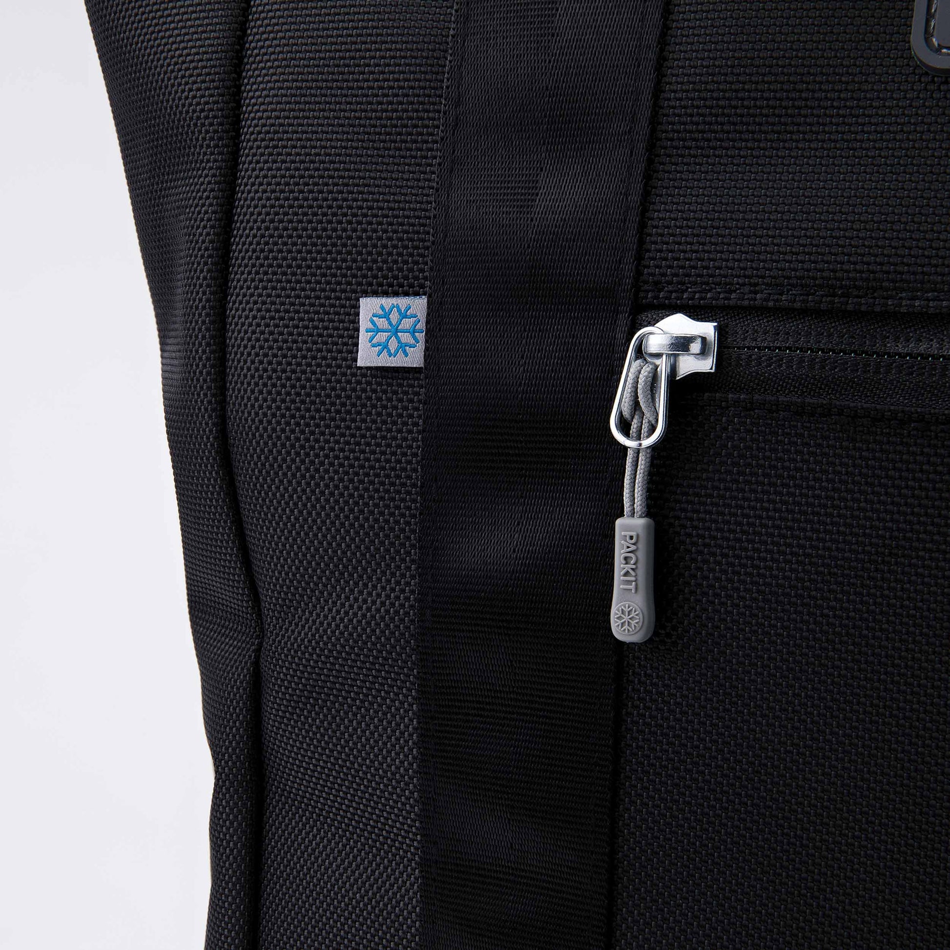 freezable-carry-tote-q9 freezable-carry-tote-black-gray-zoom-flag.jpg
