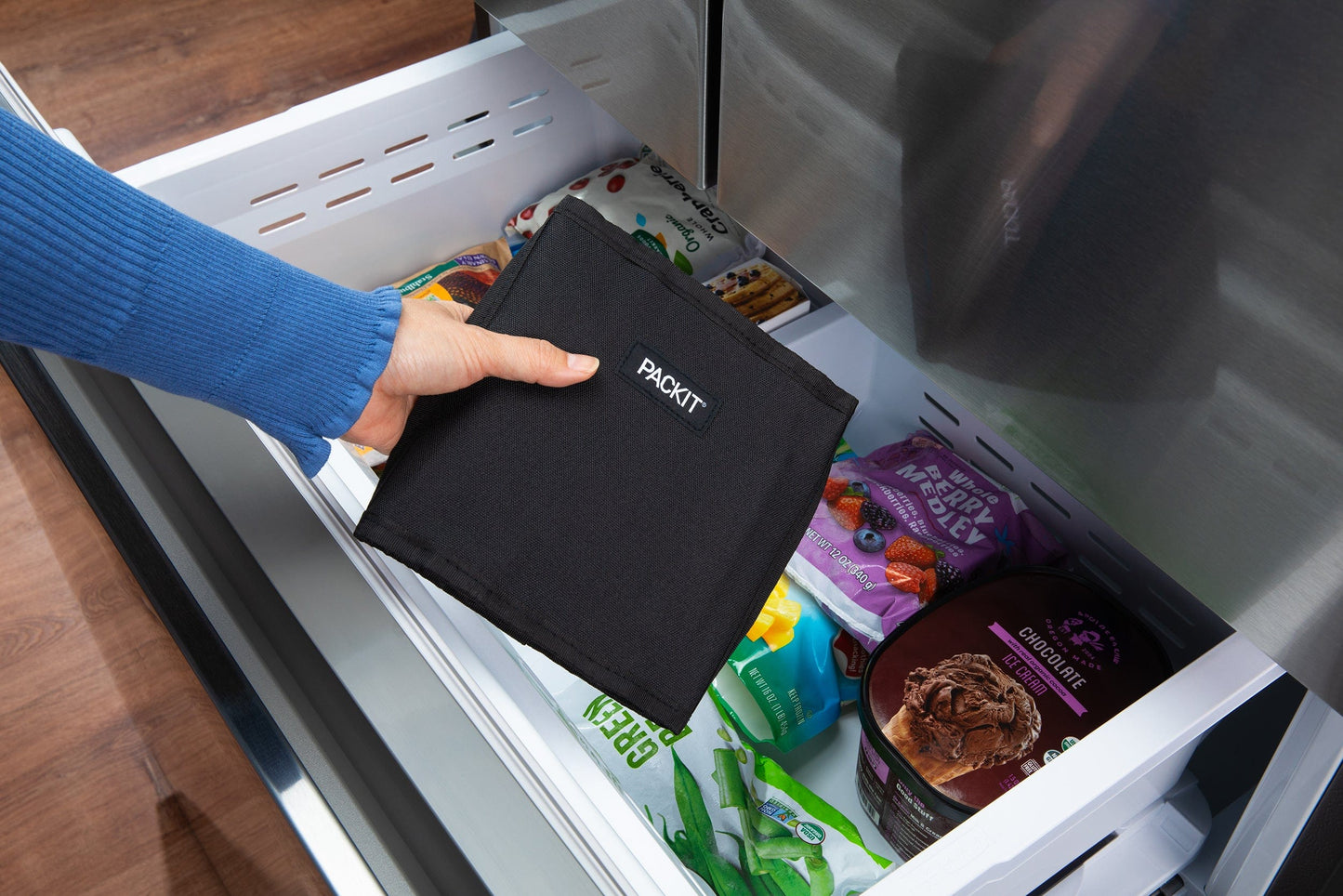 freezable-hydration-crossbody-q3 freezable-hhydration-crossbody-black-insert-freezer.jpg