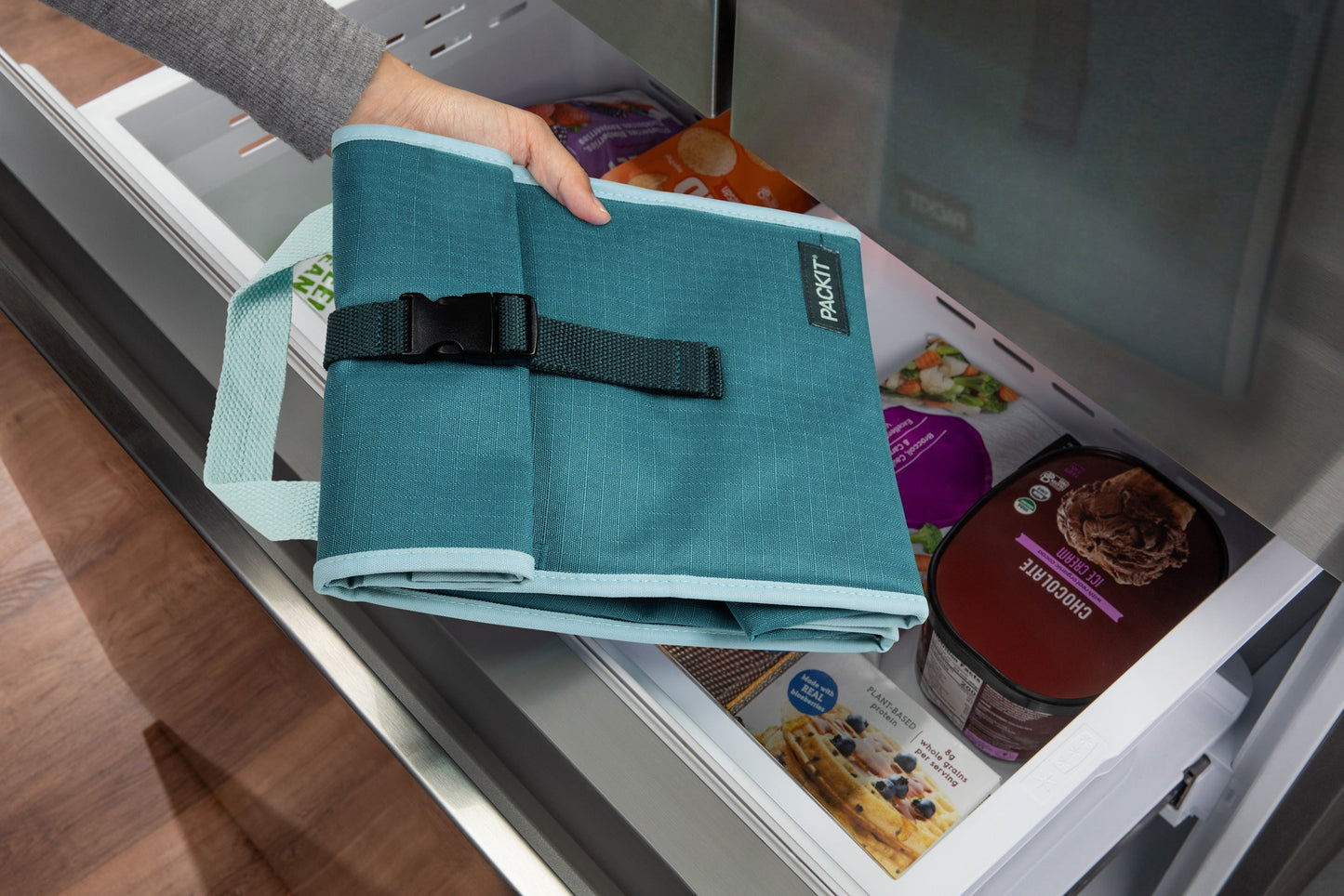 freezable-houston-lunch-bag-g6 freezable-houstonlunch-bag-agave-freezer.jpg