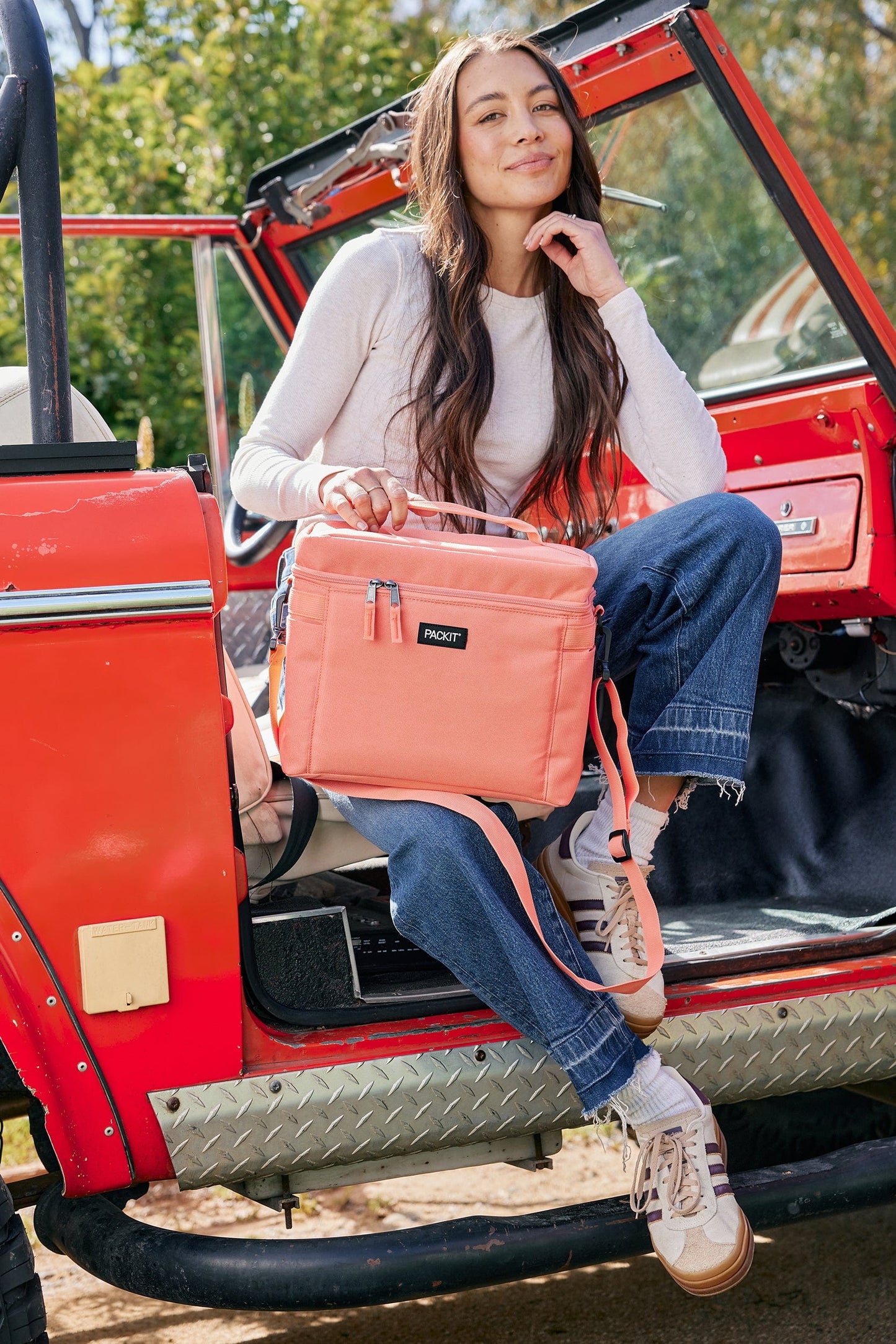 freezable-newport-cooler-b6 freezable-newport-cooler-papaya-lifestyle-truck.jpg