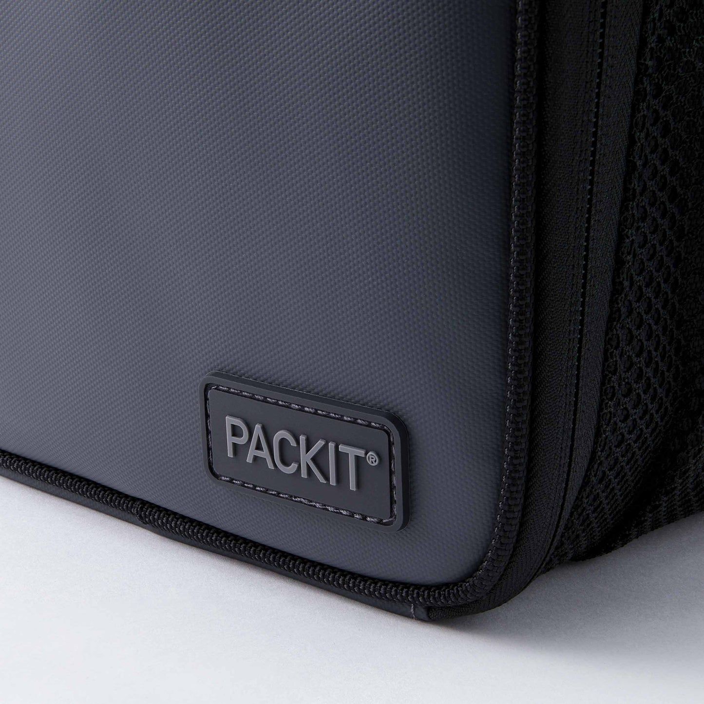 freezable-upright-lunch-box-h0 freezable-upright-lunch-box-black-gray-zoom-logo.jpg