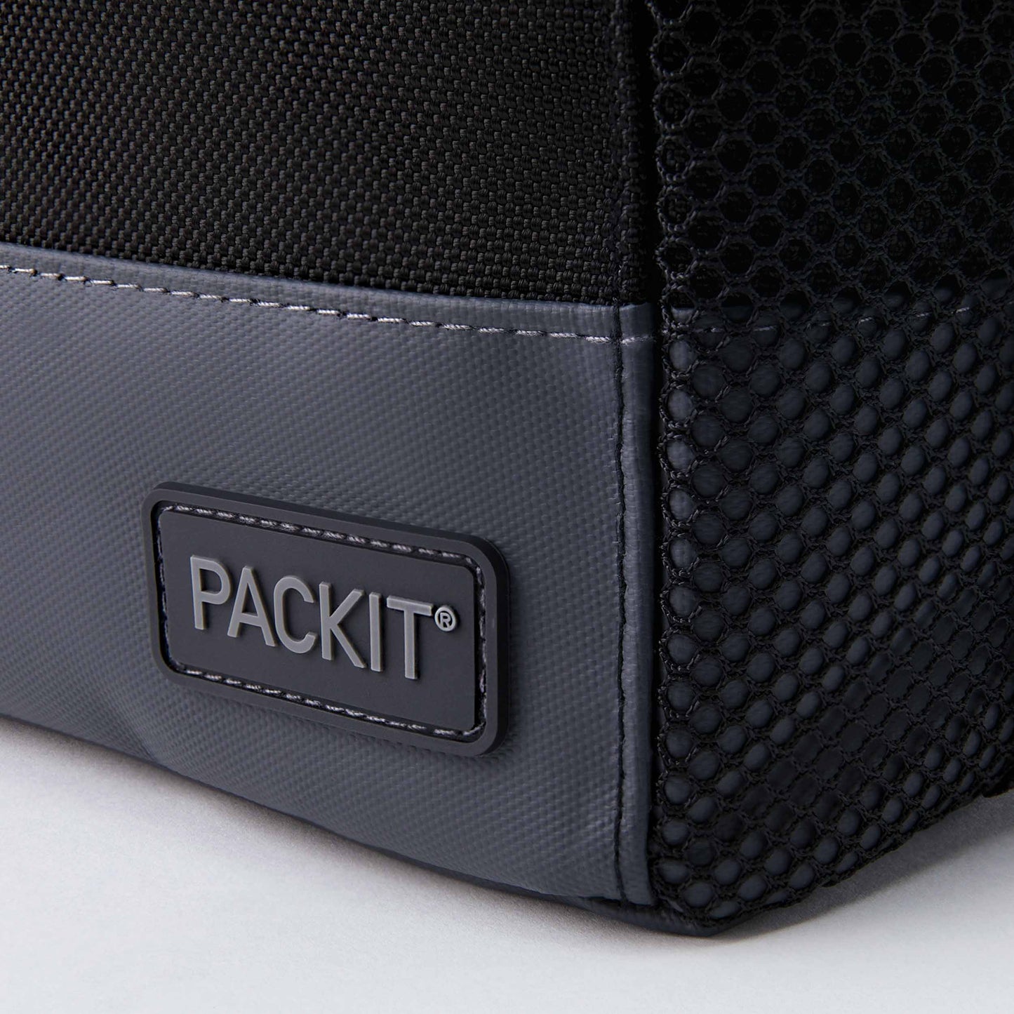 freezable-lunch-pail-q1 freezable-upright-lunch-pail-black-gray-zoom-logo.jpg