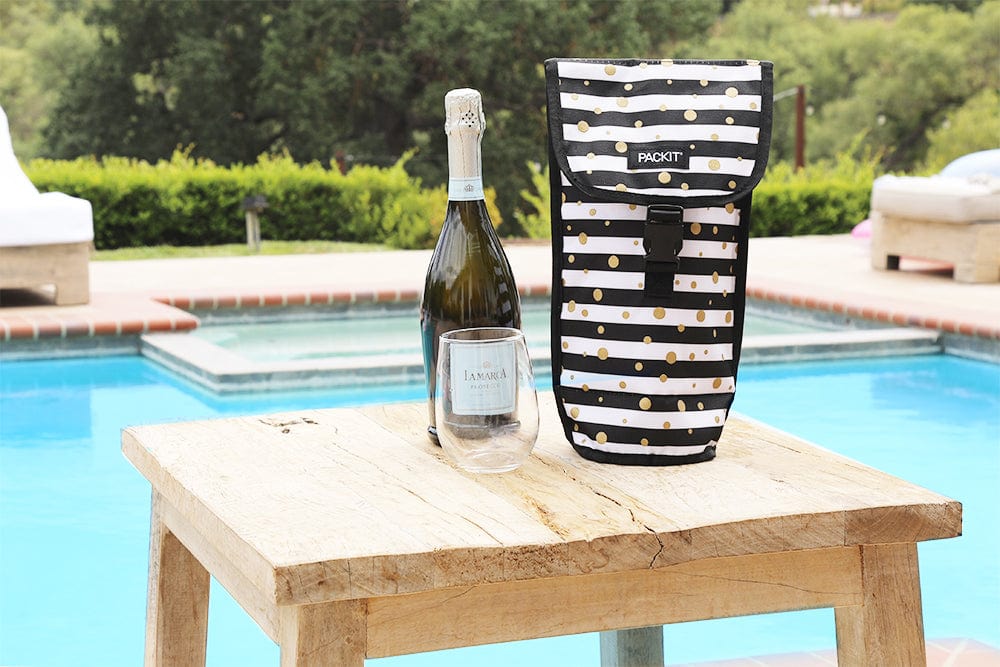 freezable-wine-bag-w0 freezable-wine-bag-celebration-dot-lifestyle-pool.jpg
