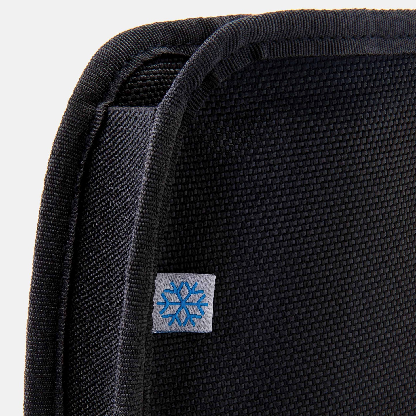 freezable-wine-cooler-e8 freezable-wine-cooler-black-zoom-snowflake-tag.jpg